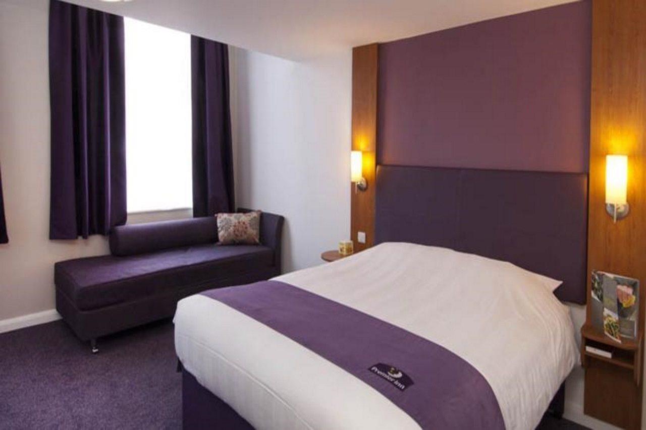 Premier Inn Newcastle - Metro Centre ゲーツヘッド エクステリア 写真