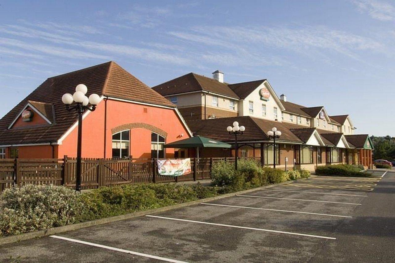 Premier Inn Newcastle - Metro Centre ゲーツヘッド エクステリア 写真