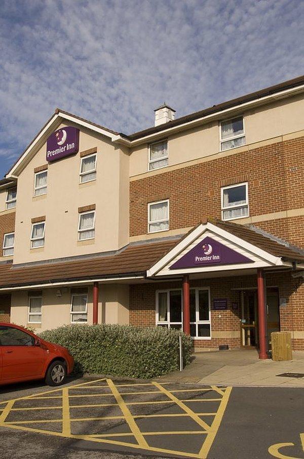 Premier Inn Newcastle - Metro Centre ゲーツヘッド エクステリア 写真